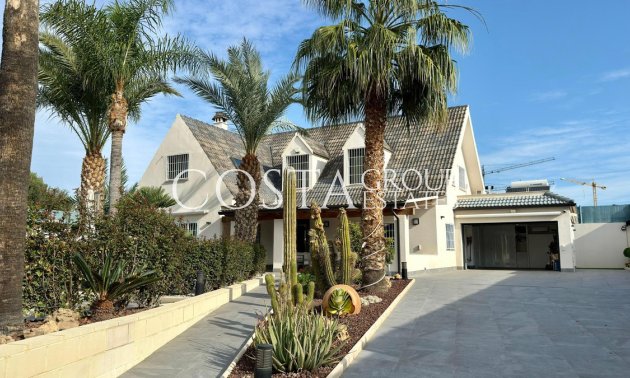 Revente - Maison -
Alicante - Alicante Centro