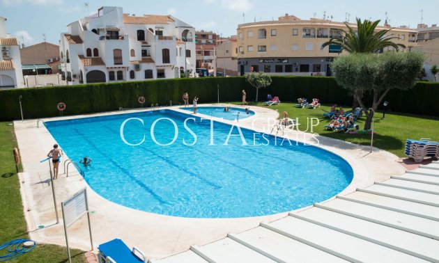 Wiederverkauf - House -
Torrevieja - Torrevieja Centro
