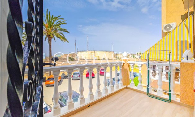 Wiederverkauf - House -
Torrevieja - Torrevieja Centro