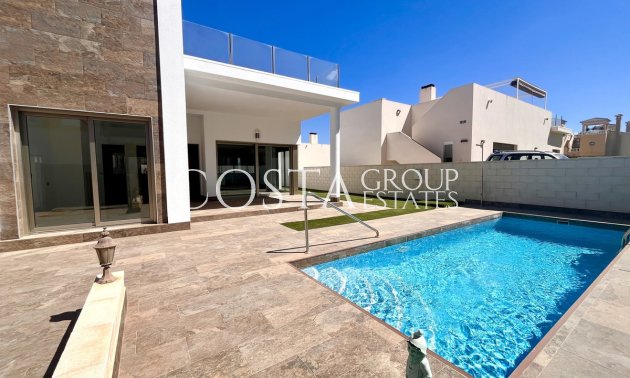 Wiederverkauf - Villa -
Orihuela - Villamartin