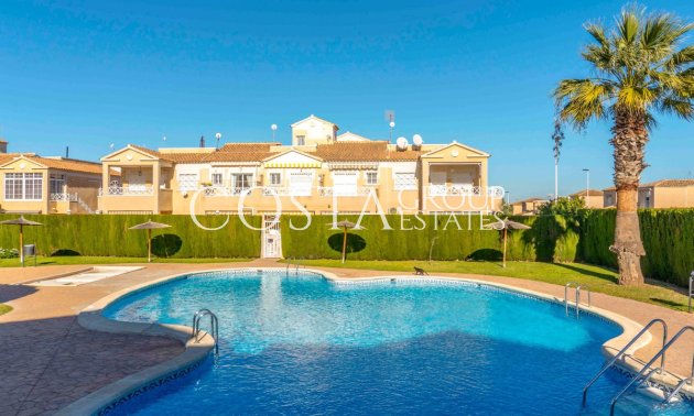 Revente - Maison -
Torrevieja - Torrevieja Centro