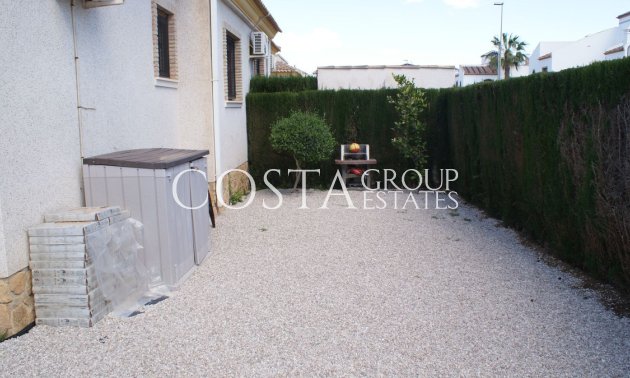 Wiederverkauf - Villa -
Orihuela - Orihuela Costa