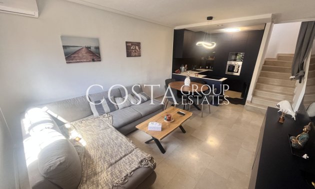 Wiederverkauf - Villa -
Orihuela - Orihuela Costa