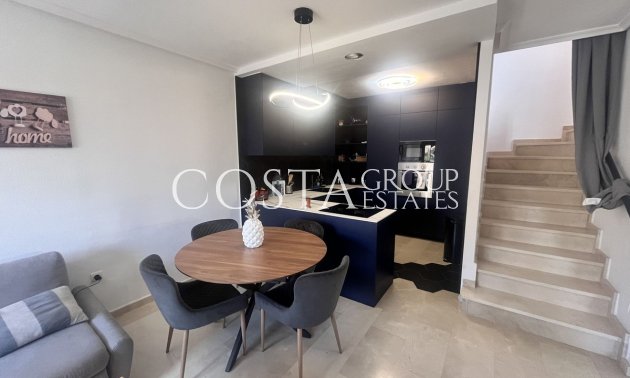 Wiederverkauf - Villa -
Orihuela - Orihuela Costa