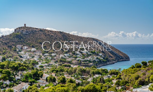 Odsprzedaż - Willa -
Teulada - Moraira