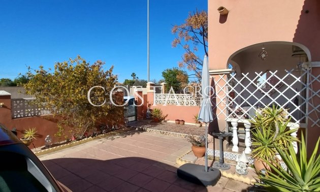 Wiederverkauf - House -
Los Montesinos - Los Montesinos Centro