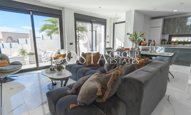 Resale - Villa -
Rojales - Ciudad Quesada