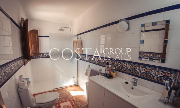 Herverkoop - Villa -
Lorca - Lorca Centro