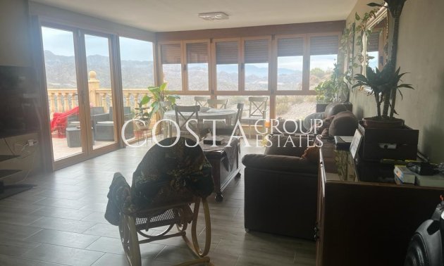 Herverkoop - Villa -
Aguilas - Calabardina