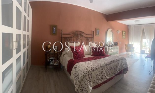 Herverkoop - Villa -
Aguilas - Calabardina