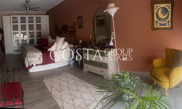 Herverkoop - Villa -
Aguilas - Calabardina