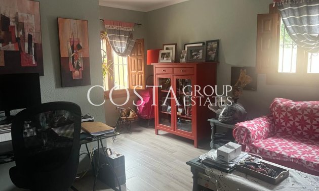 Herverkoop - Villa -
Aguilas - Calabardina