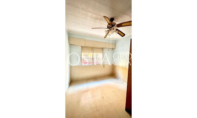 Odsprzedaż - Apartments -
Torrevieja - Torrevieja Centro