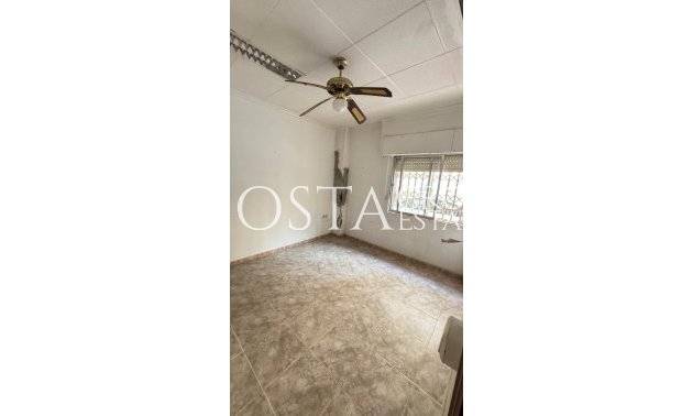Odsprzedaż - Apartments -
Torrevieja - Torrevieja Centro