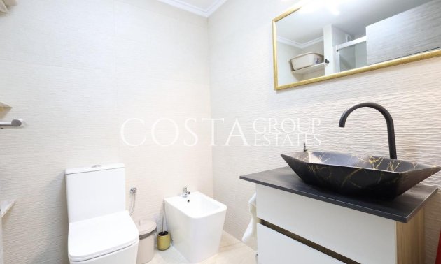 Odsprzedaż - Apartments -
Torrevieja - Torrevieja Centro