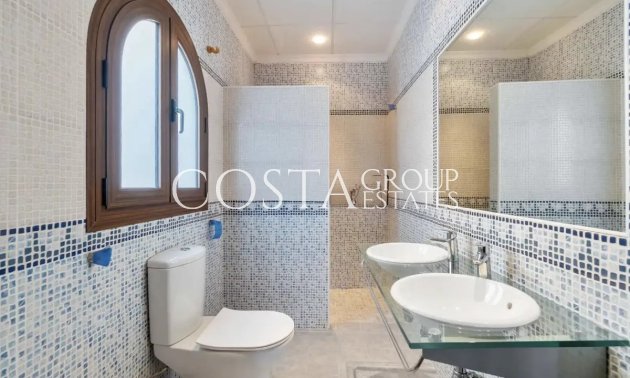 Resale - Villa -
Orihuela - La Zenia