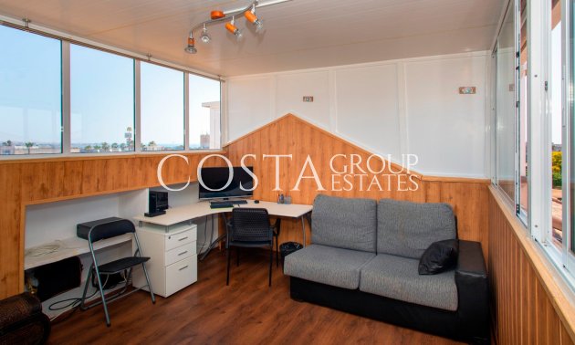 Resale - House -
Orihuela - Orihuela Costa