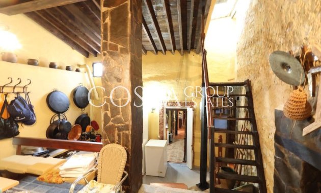 Resale - Villa -
Fortuna - La Garapacha