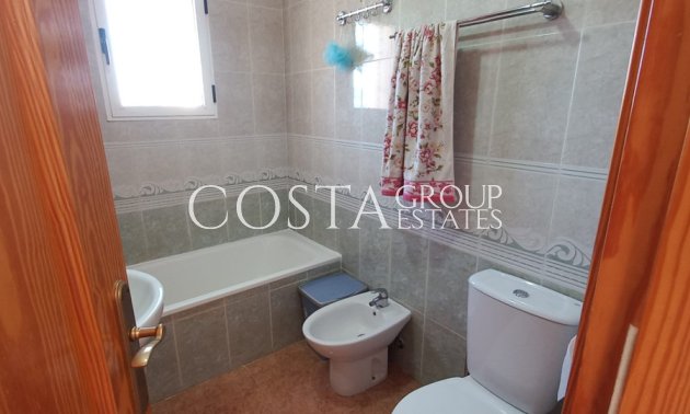 Resale - House -
Los Montesinos - Los Montesinos Centro