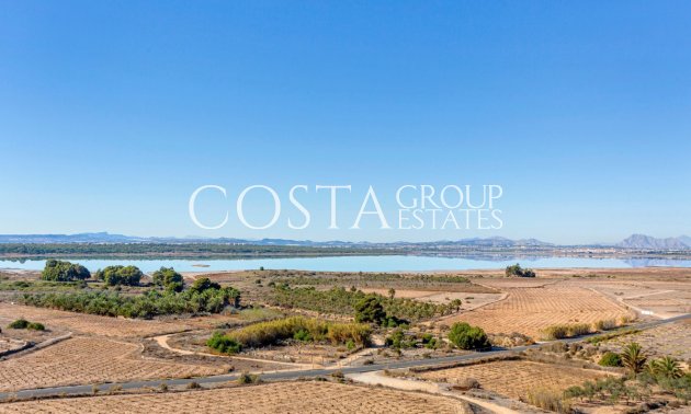 Resale - Apartments -
Torrevieja - Torrevieja Centro