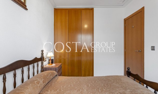 Resale - Apartments -
Torrevieja - Torrevieja Centro