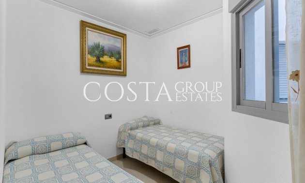 Resale - Apartments -
Torrevieja - Torrevieja Centro