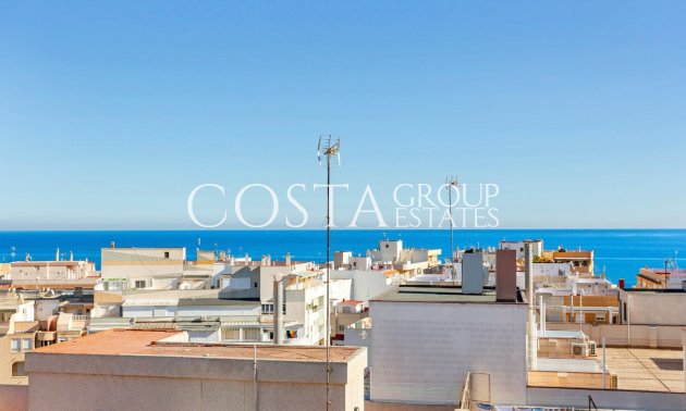 Resale - Apartments -
Torrevieja - Torrevieja Centro