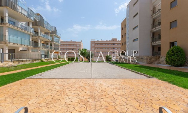 Resale - Apartments -
Orihuela - Villamartin