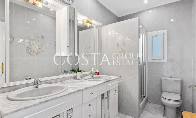 Resale - Villa -
Rojales - Ciudad Quesada