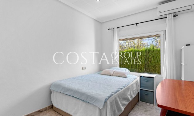 Resale - Villa -
Rojales - Ciudad Quesada