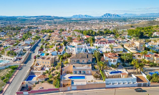 Resale - Villa -
Rojales - Ciudad Quesada