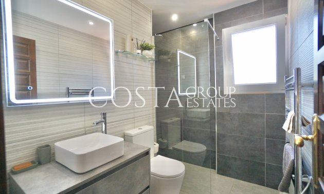 Resale - Villa -
Teulada - Moraira