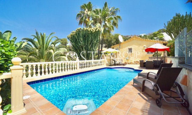 Resale - Villa -
Teulada - Moraira