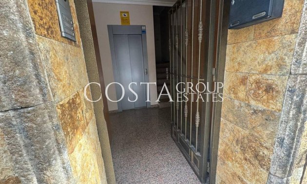 Resale - Apartments -
Torrevieja - Torrevieja Centro