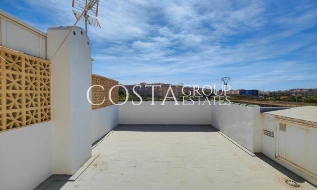 Herverkoop - Apartments -
Torrevieja - El Acequión - Los Náufragos