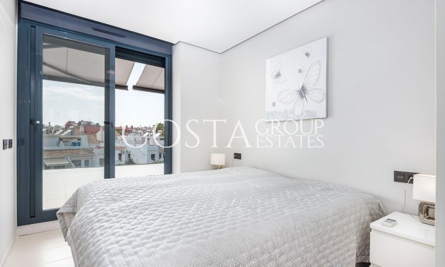 Resale - Apartments -
Orihuela - Villamartin