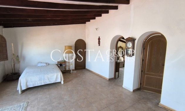 Resale - Villa -
Novelda - Novelda Centro