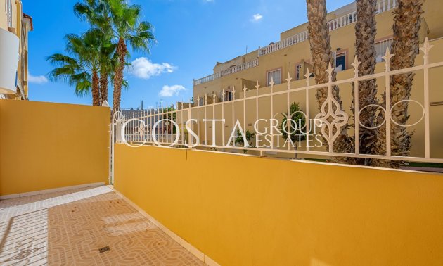 Resale - Apartments -
San Miguel de Salinas - Orihuela Costa