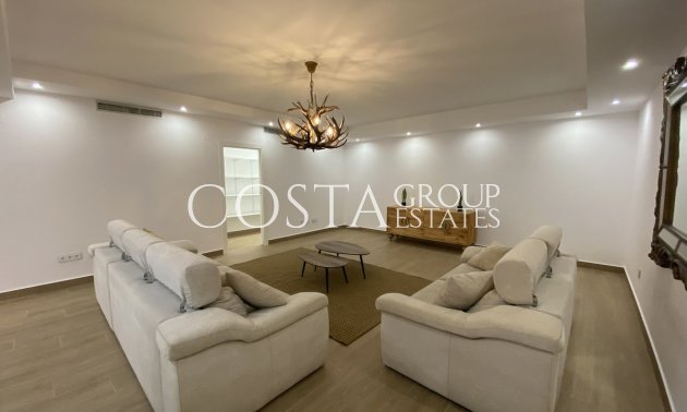 Resale - Villa -
Orihuela - Dehesa de Campoamor