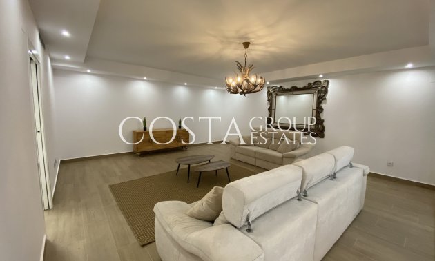 Resale - Villa -
Orihuela - Dehesa de Campoamor