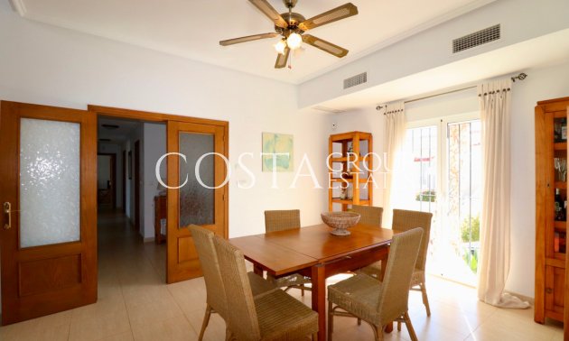 Resale - Villa -
Catral - Catral Centro