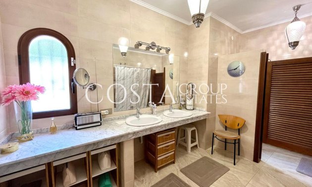 Resale - Villa -
Orihuela - Villamartin