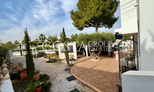 Resale - Villa -
Orihuela - Villamartin