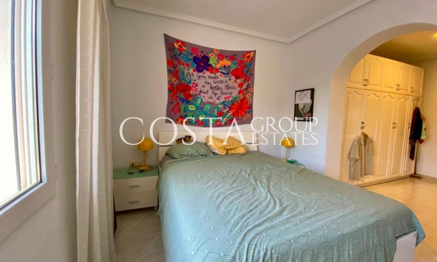 Resale - Villa -
Rojales - Ciudad Quesada