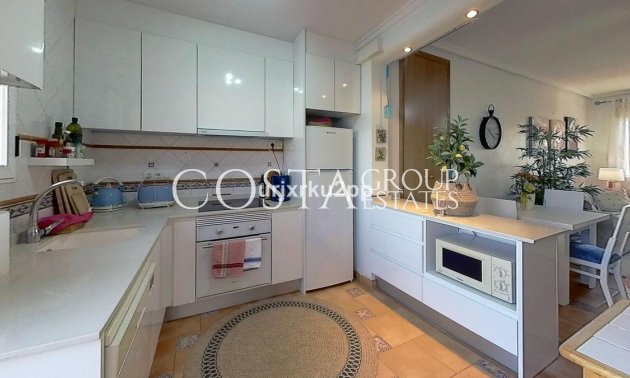 Resale - House -
Orihuela - Playa Flamenca