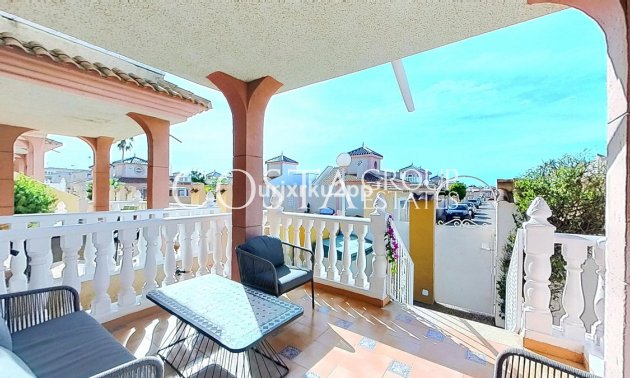 Resale - House -
Orihuela - Playa Flamenca