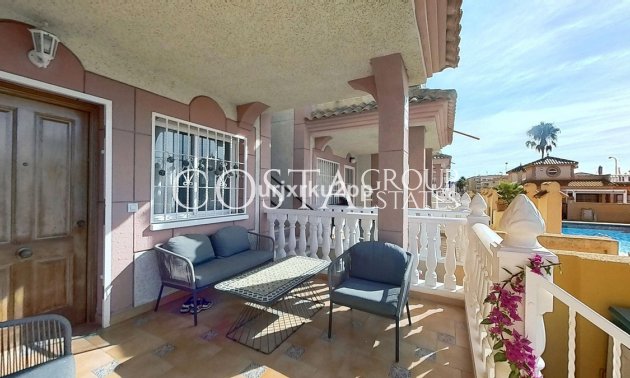 Resale - House -
Orihuela - Playa Flamenca