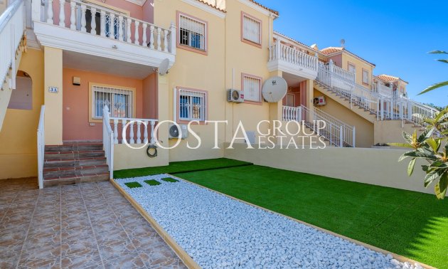 Resale - Apartments -
Orihuela - Orihuela Costa