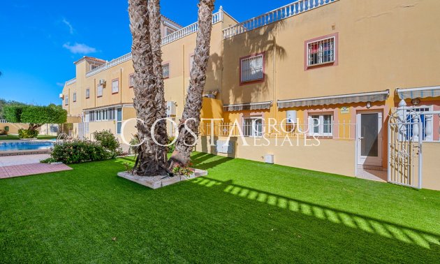 Resale - Apartments -
Orihuela - Orihuela Costa