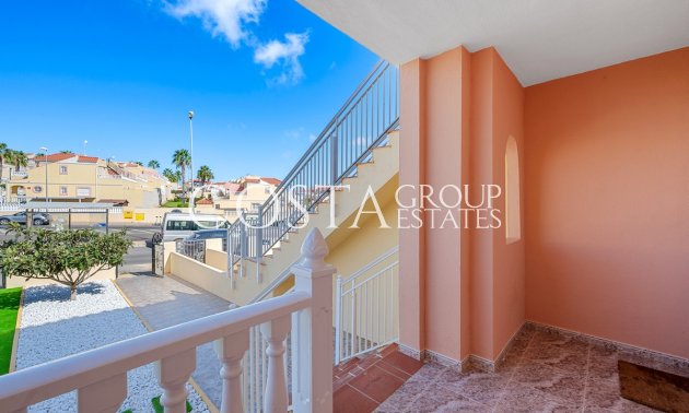 Resale - Apartments -
Orihuela - Orihuela Costa